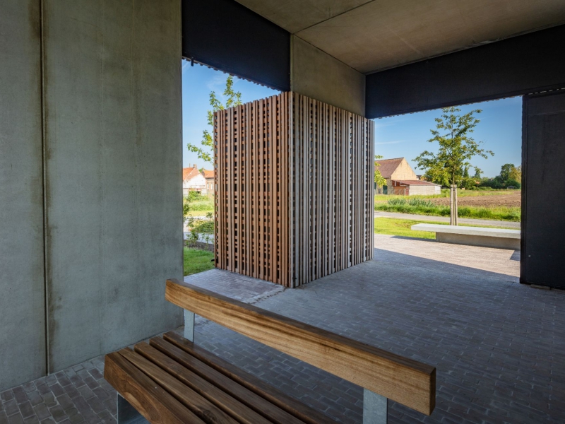 Afscheidsruimte Woumen - De Witte Kamer - Landschapsarchitectuur en interieurarchitectuur voor kleine, grote en zotte projecten